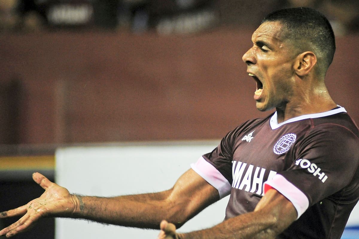 Sand abrió el marcador de penal