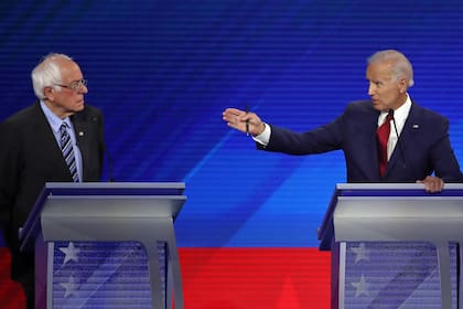 Sanders y Biden, frente a frente