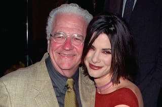 De Sandra Bullock a las sentidas palabras de Kimberly Van Der Beek, así celebraron las estrellas el Día del Padre