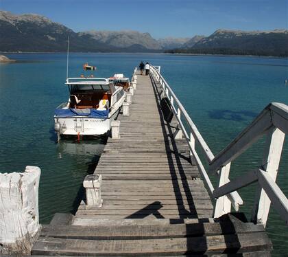 Ahora. El lago y el muelle, que habían quedado cubiertos de cenizas, recuperaron su belleza inigualable