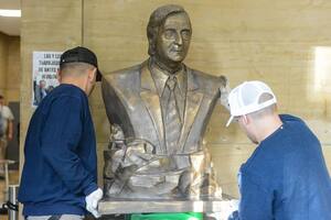 Sandra Pettovello retiró el busto de Néstor Kirchner de una sede de Anses
