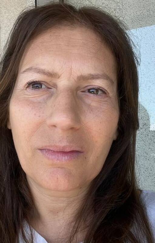 Sandra tardó tres años en recibir un diagnóstico y le costó 13 años controlar la situación.