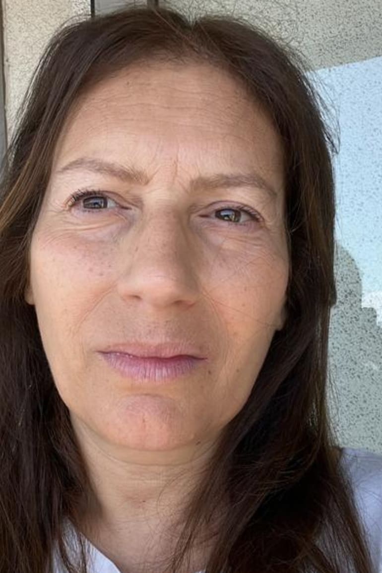 Sandra tardó tres años en recibir un diagnóstico y le costó 13 años controlar la situación.