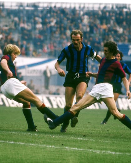 Sandro Mazzola, en acción