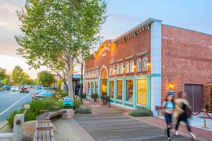 Santa Clarita, California, es la única fuera de Texas en el top 5 general
