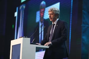 Bausili se reunió con su par de China para encaminar la renovación del swap