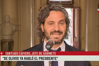 "¿Vos pensás que es una información o una descalificación al presidente? Te lo pregunto a vos”, le dijo Santiago Cafiero a Romina Manguel