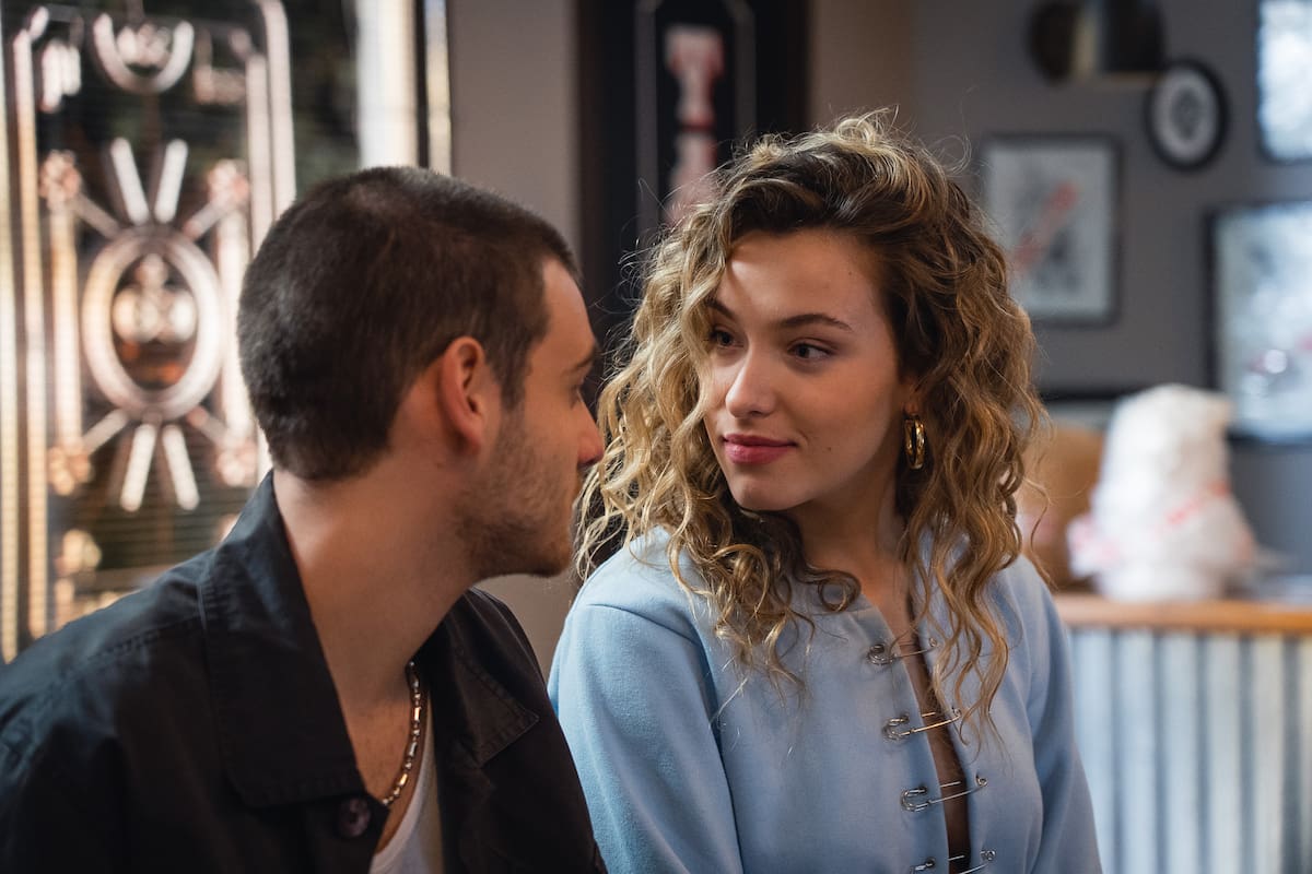 Santiago Achaga y Gina Mastronicola, dos de los protagonistas de Buenos chicos, la nueva tira de Polka que llega este lunes a la pantalla de eltrece
