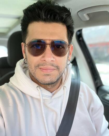 Santiago Alarcón tiene 42 años y además de ser actor en producciones de televisión desde 1998, es presidente de la Asociación Colombiana de Actores