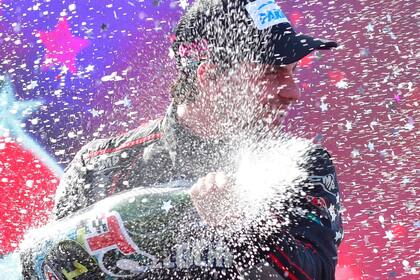 Santiago Álvarez ganó su primera carrera en el TC en el Desafío de las Estrellas en San Juan Villicum