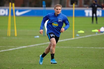 Santiago Ascacibar, en duda para el regreso del fútbol en Alemania