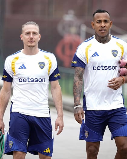 Santiago Ascacibar tiene un lugar asegurado en el mediocampo; Sebastián Villa pelea por otro puesto con Alan Velasco
