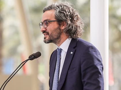 Santiago Cafiero calificó la invasión de Rusia a Ucrania como un "enfrentamiento".