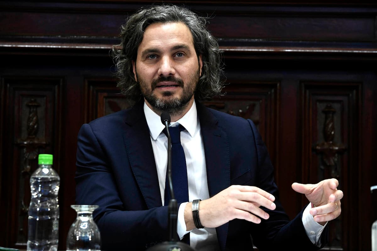 Santiago Cafiero les habló a los que esperan la segunda dosis de Sputnik V