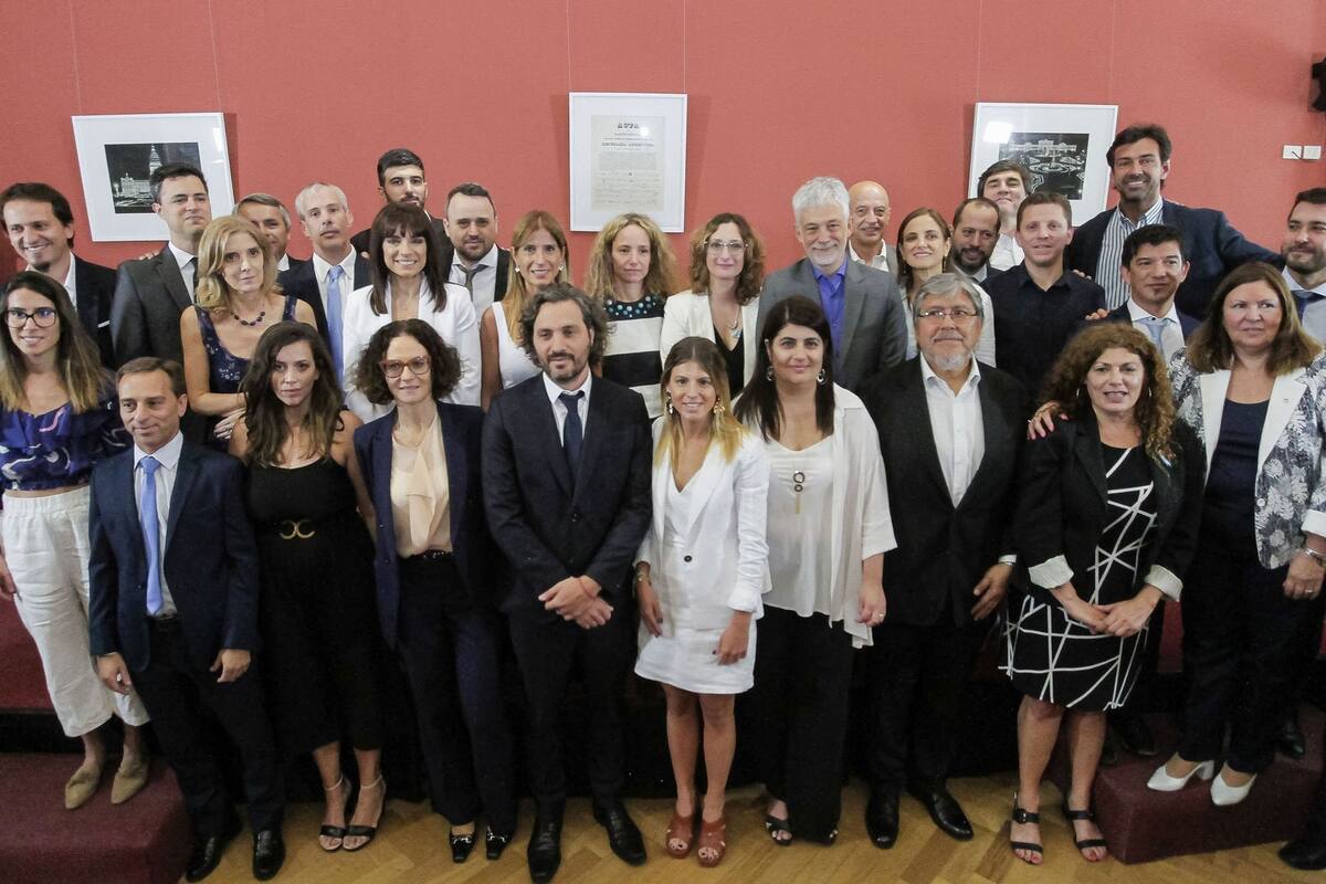 Santiago Cafiero tomó juramento ayer a los funcionarios de la jefatura de Gabinete