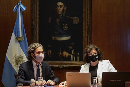 Santiago Cafiero y Carla Vizzotti