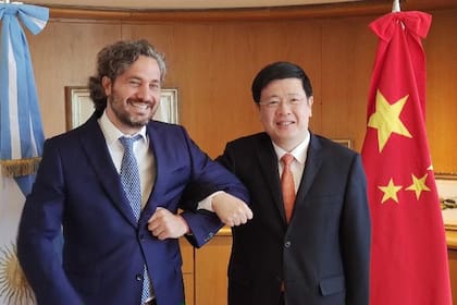 Santiago Cafiero y Zou Xiaoli, embajador de China en la Argentina