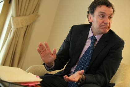 Santiago Cantón fue uno de los elegidos por la OEA para investigar las violaciones en Venezuela