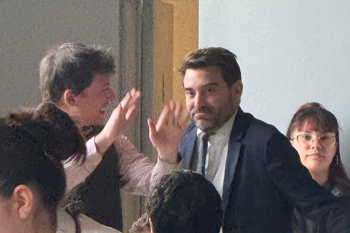 Santiago Caputo, en el restaurante Central de La Rural