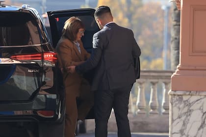 Llegada de Patricia Bullrich a casa Rosada para le reunión de la Mesa Política