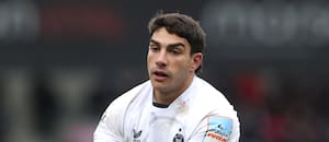 Cortó a lo Dibu, fue elogiado como Enzo y definió a lo Julián: el gran try de Santiago Carreras en Inglaterra