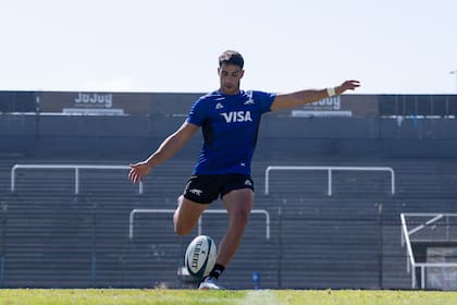 Santiago Carreras vuelve a llevar la 10, un rol que viene desempeñando en gran forma en los últimos dos años