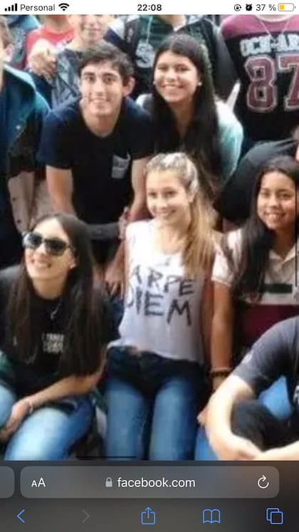Santiago cerca de Nahir en la secundaria (Foto: X/@sunttiago)