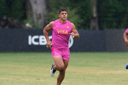 Santiago Chocobares, otro de los titulares en la formación de Gonhttps://pblcdr.lnol.com.ar/1-1-21925/editor3/nota/listar/imagenes/6106817#zalo Quesada