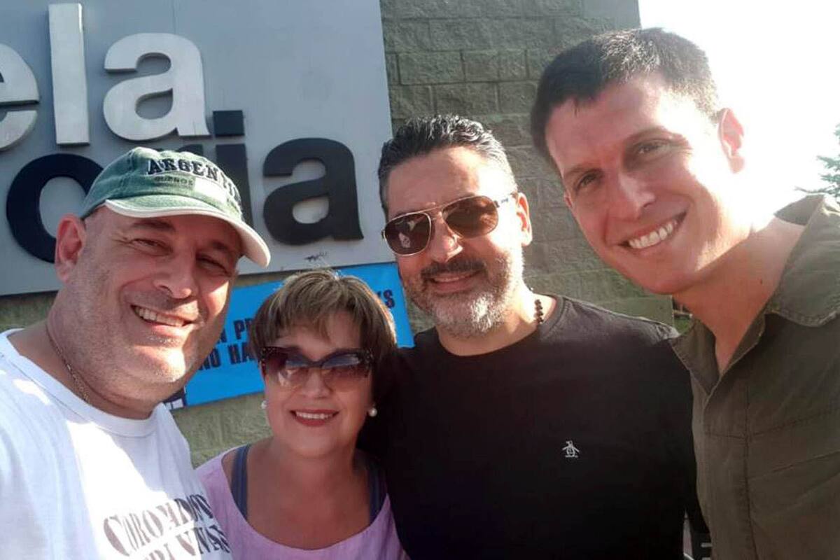 Santiago Cúneo, Alessandra Minnicelli, Gustavo Menéndez y Juan Marino