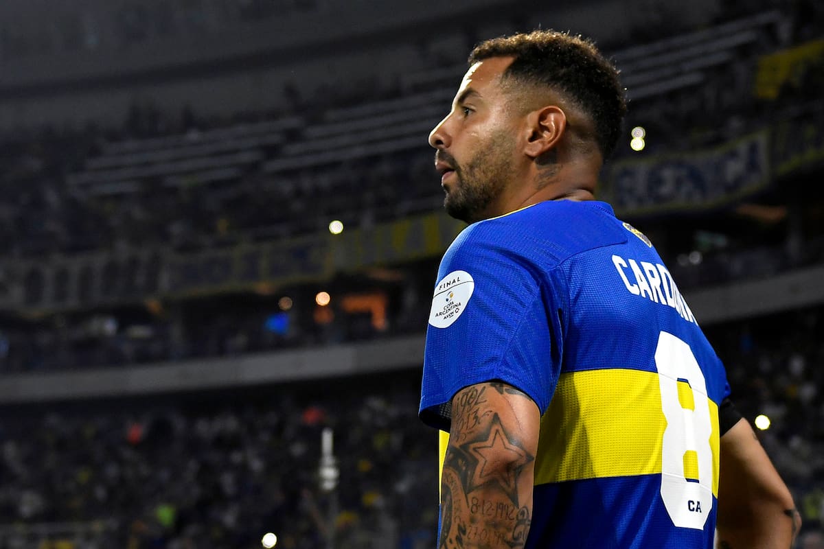 SANTIAGO DEL ESTERO, ARGENTINA - DECEMBER 08: Edwin Cardona está a punto de cerrar su llegada a Racing luego de su último préstamo en Boca. (Photo by Hernan Cortez/Getty Images)