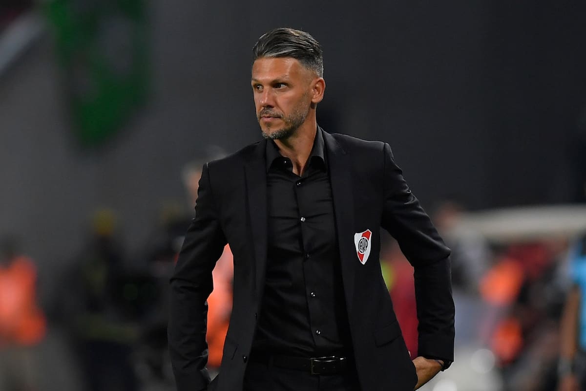SANTIAGO DEL ESTERO, ARGENTINA - JANUARY 28: Martín Demichelis coach of River Plate during a match of Liga Profesional 2023 between Central Cordoba and River Plate at Estadio Madre de Ciudades on January 28, 2023 in Santiago del Estero, Argentina. (Photo by Hernan Cortez/Getty Images)