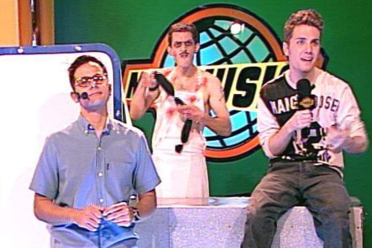 Santiago del Moro y equipo en MuchMusic