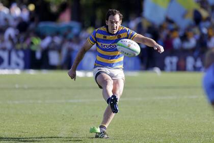 Santiago Fernández: liderazgo, experiencia y remates certeros a los palos para Hindú.