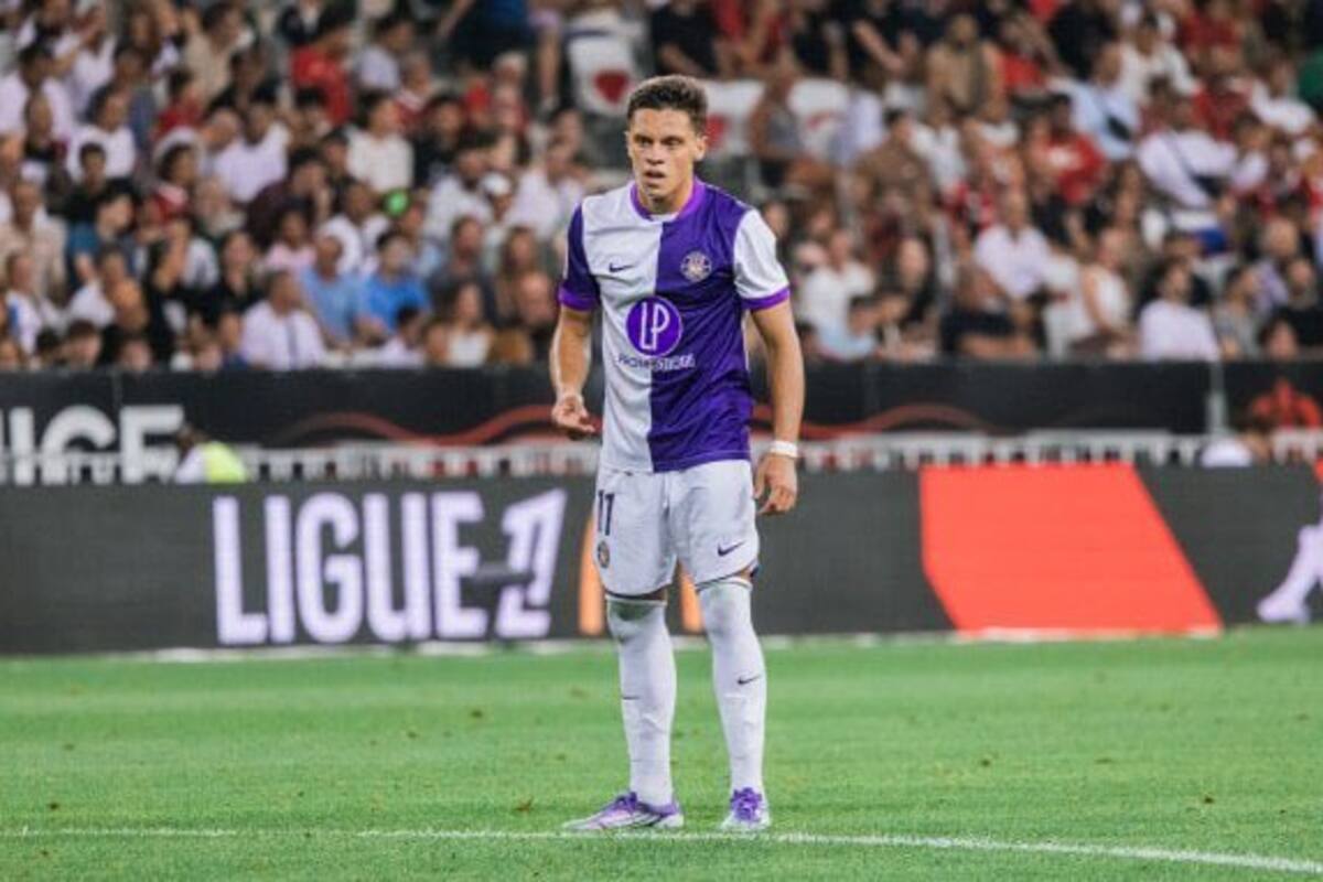 Santiago Hidalgo hace un gol cada 65 minutos en Toulouse, que goleó a Nice por 5-1 en la liga de Francia con un doblete de ex futbolista de Independiente.