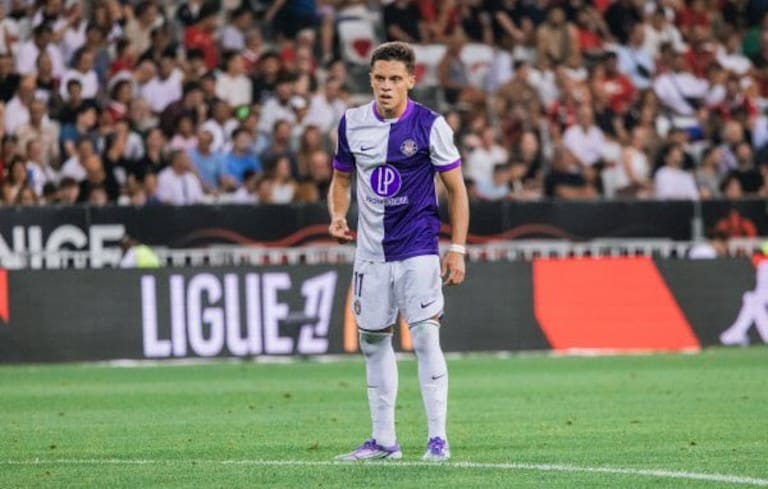 Santiago Hidalgo hizo un doblete para Toulouse y Julián Vignolo cerró la goleada a Nice en la Ligue 1 - LA NACION Santiago Hidalgo hizo un doblete para Toulouse y Julián Vignolo cerró la goleada a Nice en la Ligue 1 - LA NACION