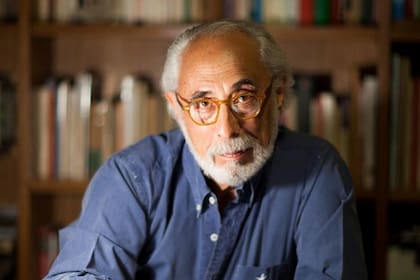 El escritor Santiago Kovadloff, uno de los intelectuales argentinos más destacados, cumple ochenta años