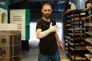 Santiago Lena, un artista de la cerámica.