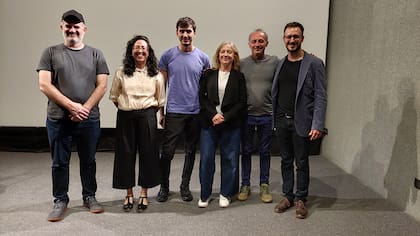 Santiago Llach, Tali Goldman, Fernando Brovelli, Hinde Pomeraniec, Juan José Becerra y Ariel Pichersky