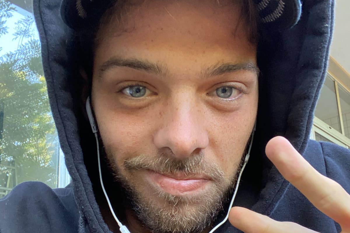 Santiago Maratea e uno de sus tantos diálogos directos con su activa audiencia en redes