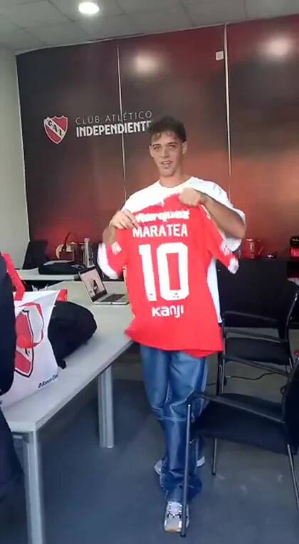 Santiago Maratea fue hecho socio de Independiente en la previa del anuncio de su colecta para intentar sanear las finanzas del club