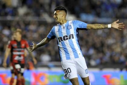 Santiago Rosales, que está a préstamo en Patronato, violó la cuarentena en Paraná