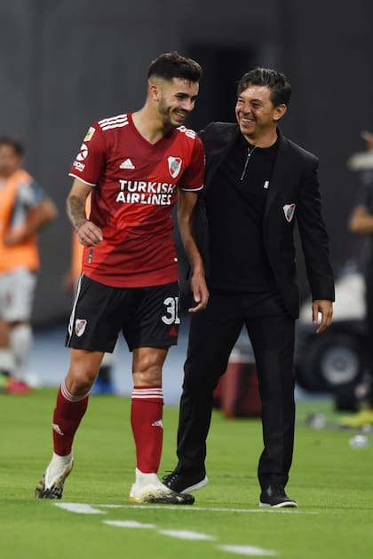 Santiago Simón y Marcelo Gallardo, el DT que le dio la oportunidad de debutar en la primera de River