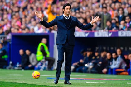 Santiago Solari, DT de Real Madrid, necesita de un triunfo ante Barcelona