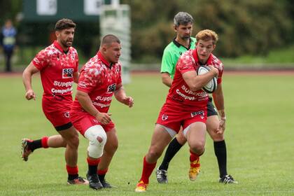 Santiago Werkalec juega en el Dinamo Bucarest y valora a un técnico que propone un rugby abierto y dinámico