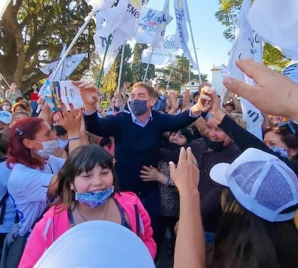 Santilli, estuvo este lunes por la tarde General Rodríguez junto al 1° candidato a concejal de la ciudad, Darío Kubar.