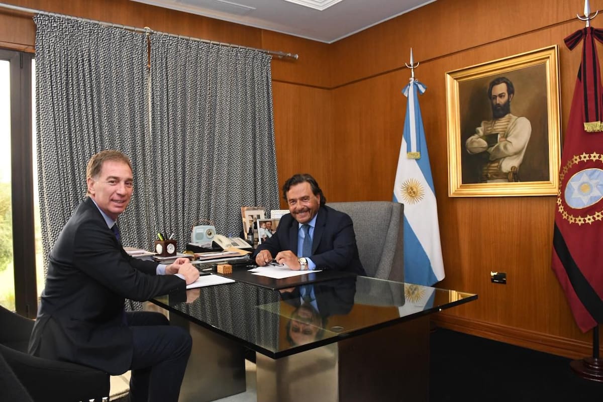 Santilli visitó al gobernador de Salta, Gustavo Sáenz, en busca de apoyo para la reforma laboral