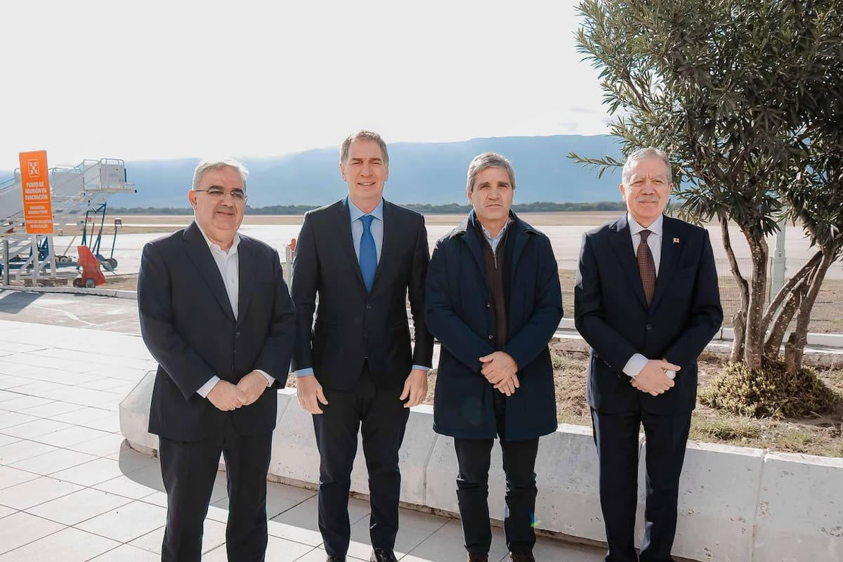 Santilli y Caputo se reunieron con los gobernadores de Catamarca y Santiago del Estero