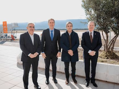 Santilli y Caputo se reunieron con los gobernadores de Catamarca y Santiago del Estero