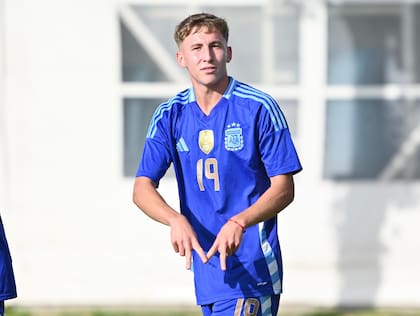 Santino Andino ya vistió la camiseta de la selección argentina en las categorías juveniles