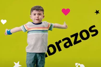 Santino participó en un spot oficial de la campaña nacional de vacunación contra la polio y el sarampión que está en curso